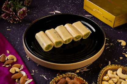 Kaju Pista Rolls