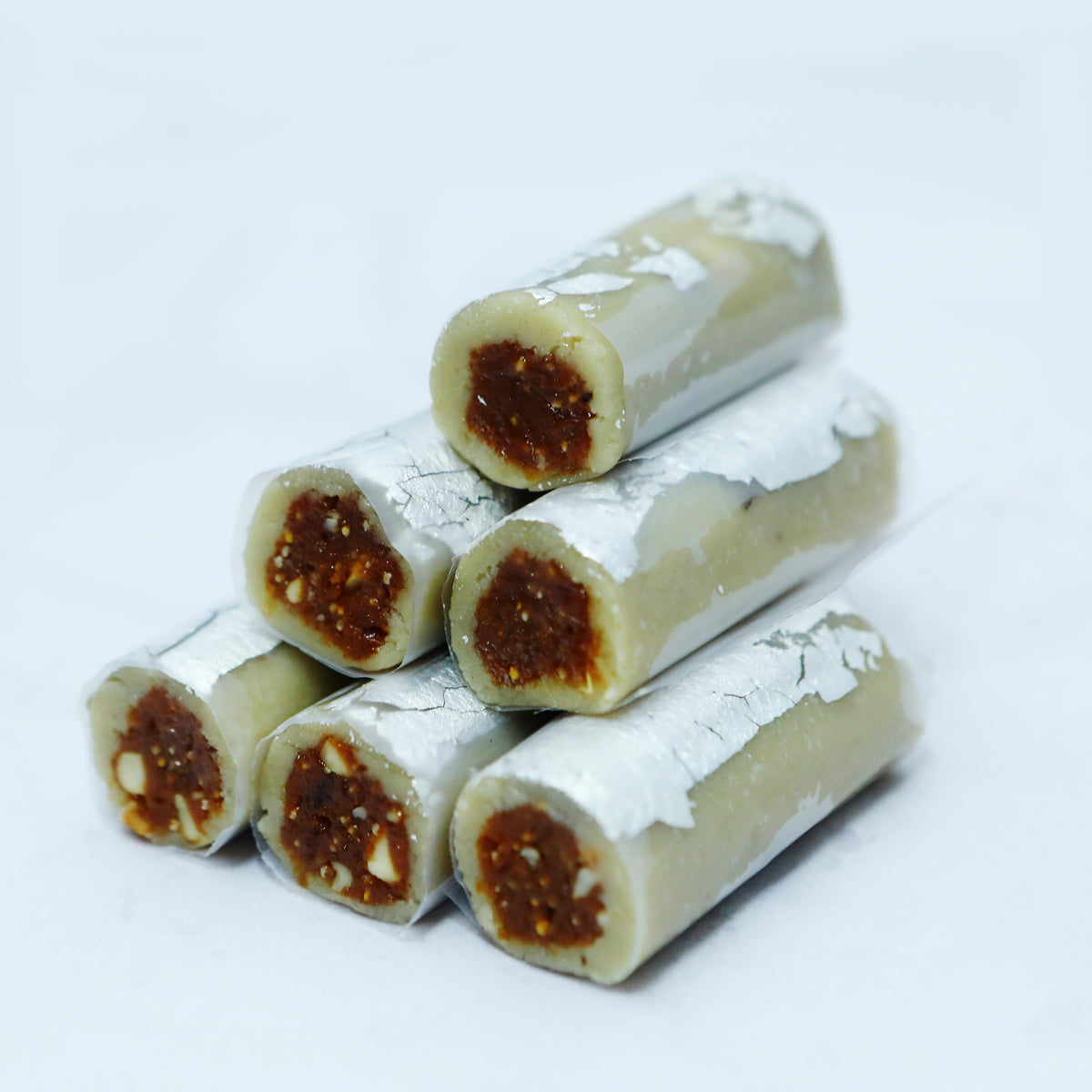 Kaju Anjeer Rolls